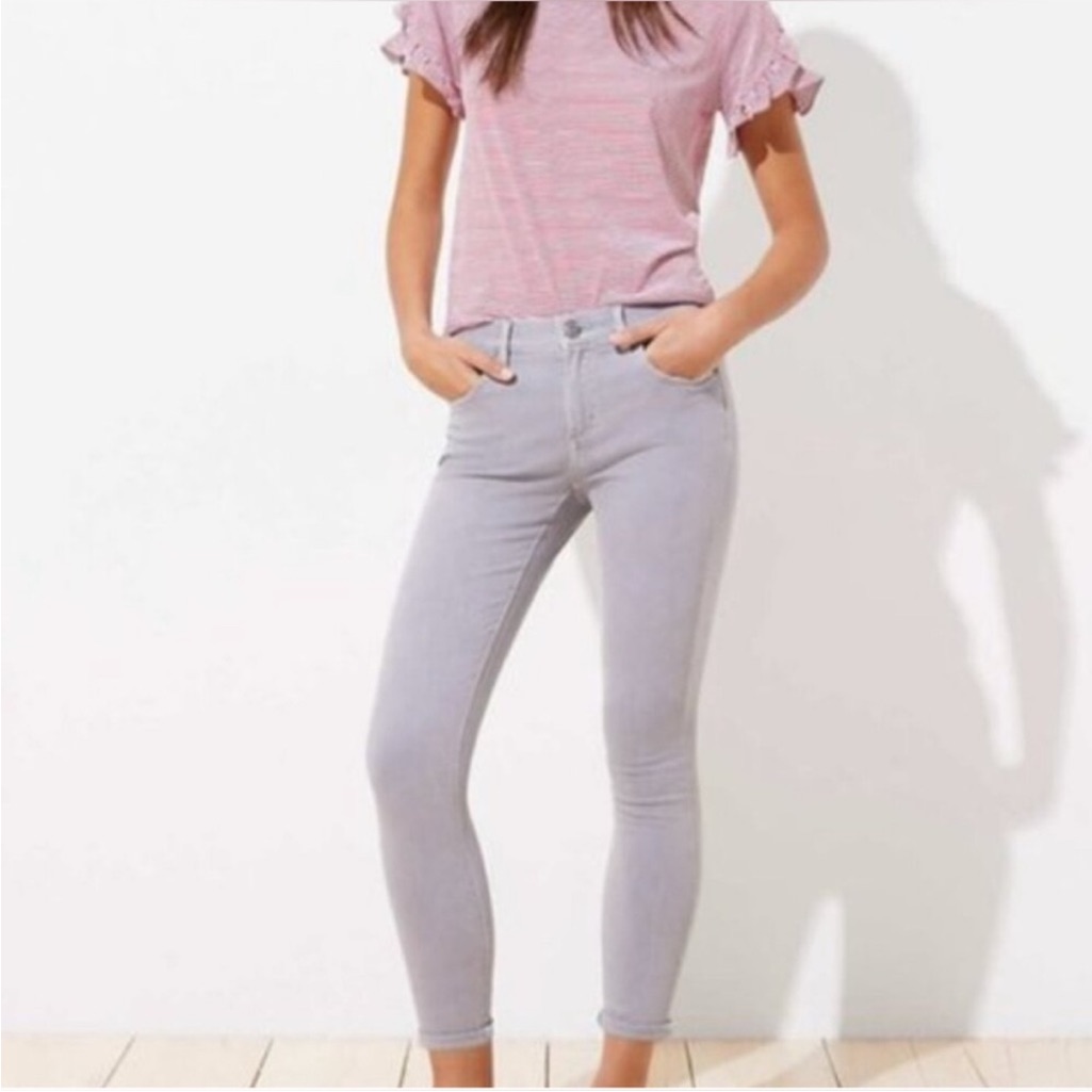 Loft Curvy Skinny Crop In Soft Gray. Worn About 6-7x But Good Shape
